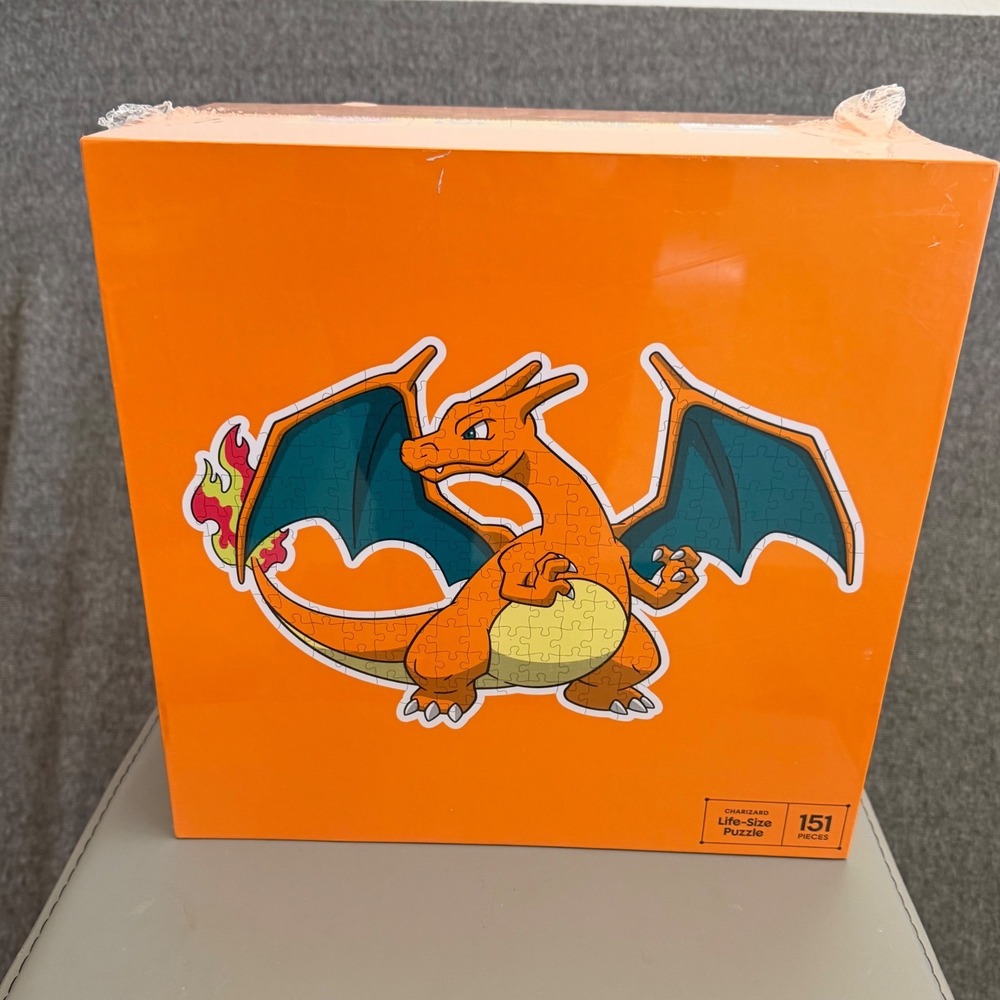 Pokemon Target Charizard Life-Size Puzzle 151 Pieces Exclusive Over 5 Feet Tall‎